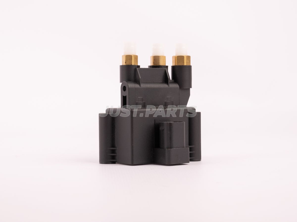 Блок клапанов MB W251, V251, X218, C218, W213, S213, Sprinter 2-t (906), Sprinter 3-t (906) Блок клапанов MB W251, V251, X218, C218, W213, S213, Sprinter 2-t (906), Sprinter 3-t (906)