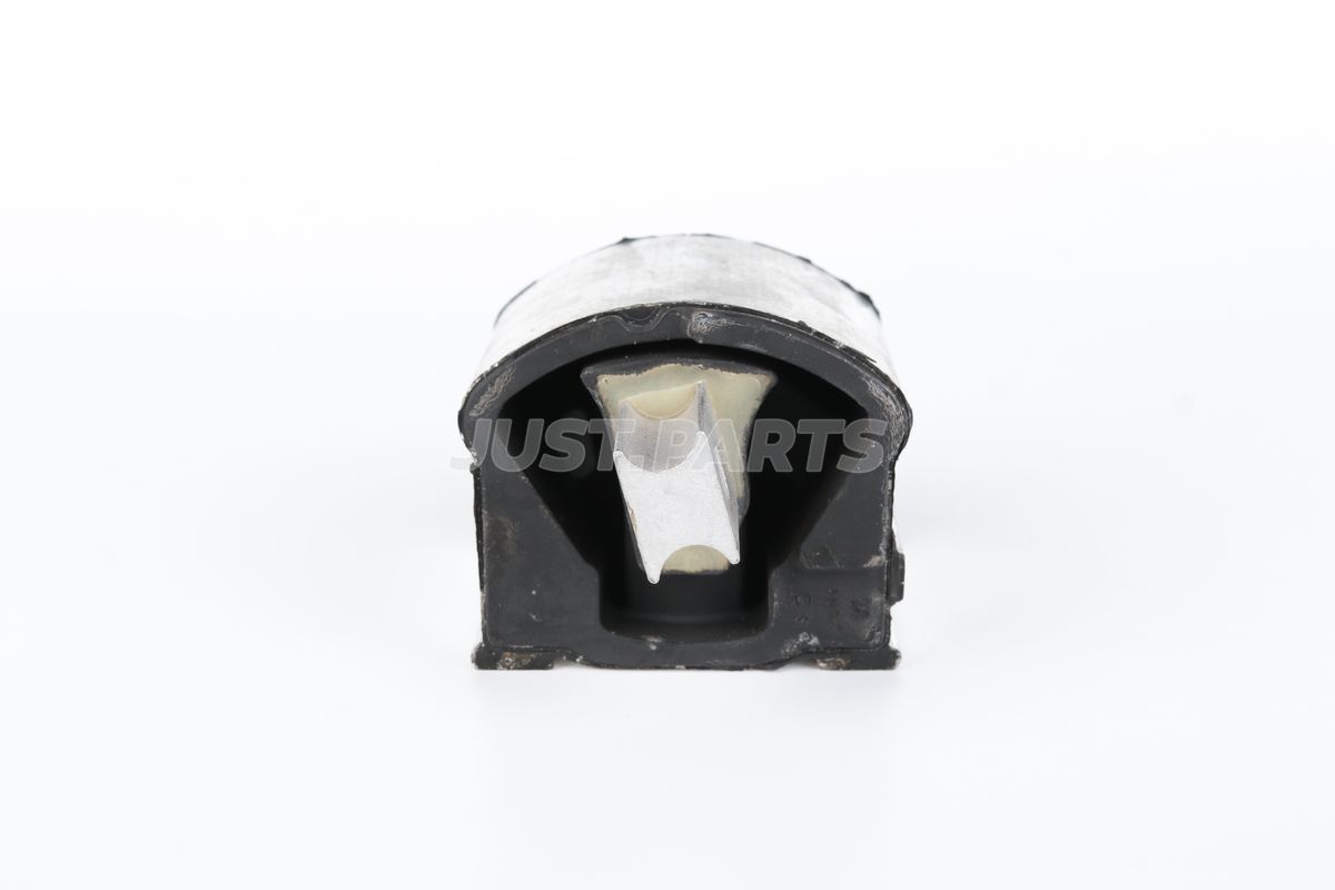 Опора АКПП задняя MB W205 213 447 Sprinter