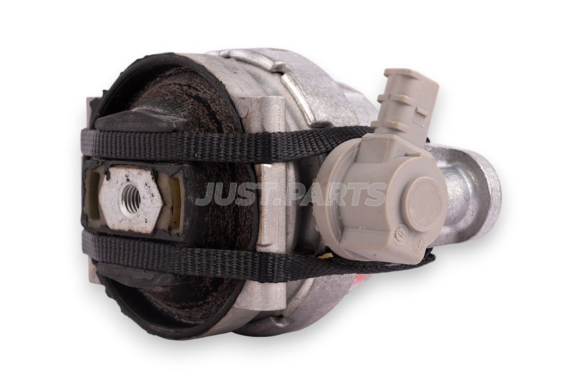 Опора КПП VAG A8 (D3)  A8 S8 quattro